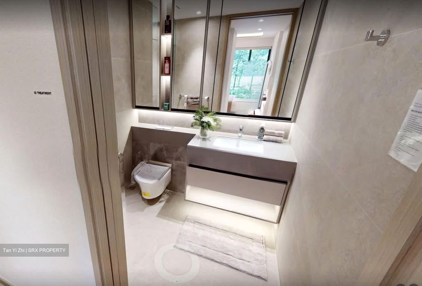 Tengah Garden Avenue (D24), Condominium #588579551